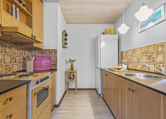 One-bedroom 04 *